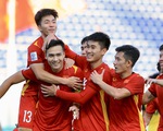 U23 Việt Nam - U23 Malaysia (hiệp 2) 2-0: Việt Anh ghi bàn trên chấm 11m