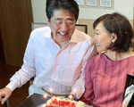 Cuộc hôn nhân hạnh phúc hơn 30 năm của cố thủ tướng Abe Shinzo