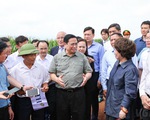 Thăm cánh đồng xứ Nghệ, Thủ tướng định hướng doanh nghiệp, nông dân phát triển ‘kinh tế xanh’