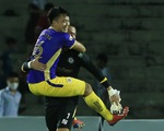 Thành Chung cứu thua trên vạch vôi, Hà Nội FC lên đầu bảng