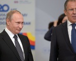 Chủ tịch nước Nguyễn Xuân Phúc, Tổng thống Vladimir Putin trao đổi điện mừng