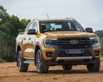Ford Ranger 2023 bán kèm 60 triệu đồng phụ kiện để giao xe sớm