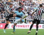Man City hòa Newcastle trong trận cầu 6 bàn thắng