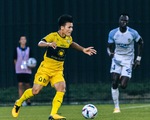 Quang Hải chỉ đá 7 phút trong trận Pau FC hòa Caen