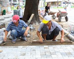 Gấp rút hoàn thiện việc cải tạo hồ Con Rùa, bàn giao vào đúng lễ 2-9