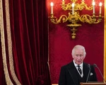Vua Charles III chính thức kế vị ngai vàng