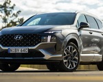 Hyundai Santa Fe thế hệ mới lần đầu lộ diện công khai: Vuông vắn hơn, thay mới nhiều chi tiết