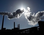 Úc thông qua luật thuế carbon