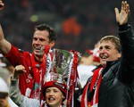 Liverpool sa thải HLV Kenny Dalglish