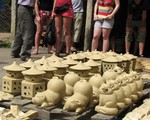Hỗ trợ bảo tồn làng gốm Thanh Hà