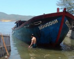 Truy tìm chủ tàu dầu bị chìm ngoài khơi Quy Nhơn
