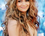 Jennifer Lopez được cộng đồng người đồng tính vinh danh