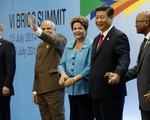BRICS thành lập ngân hàng và quỹ 100 tỉ USD