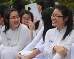 Nữ sinh nên mặc áo dài mấy ngày trong tuần?