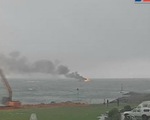 Tàu du lịch bốc cháy ngùn ngụt trên biển New Zealand