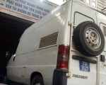 Ngăn lạm dụng biển số xanh