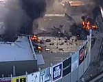 Máy bay rơi trúng trung tâm thương mại ở Melbourne, Úc
