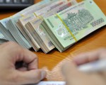 Bắt cán bộ ngân hàng làm giả hồ sơ chiếm đoạt hàng trăm tỉ