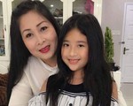 Đừng để trẻ con dán mắt vô tivi, iPad, ​smartphone