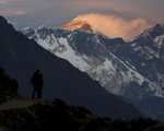 Nepal đo lại Everest sau động đất