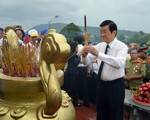 1.200 cựu tù thăm nghĩa trang liệt sĩ Phú Quốc