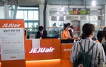 Jeju Air 'bốc hơi' gần 100 tỉ won sau thảm họa máy bay, khách hủy hơn 70.000 vé