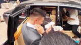 Quang Hải rước cô dâu Chu Thanh Huyền bằng Rolls Royce