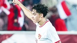 Người hùng U23 Indonesia trả giá đắt cho pha phạm lỗi giữa sân