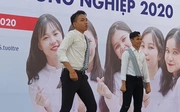 Màn nhảy cực chất của sinh viên người Campuchia tại Chương trình tư vấn tuyển sinh
