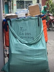 Ảnh vui 9-12: Vua giao hàng xuất hiện