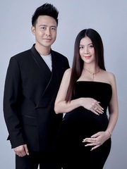 Kha Ly hạnh phúc vỡ òa khi có thai sau 8 năm kết hôn