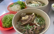 Vị mặn bún bò Ngọc Nhân và tình yêu vợ chồng cô chủ