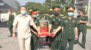 Video: Đưa hài cốt 16 liệt sĩ quân tình nguyện Việt Nam hy sinh tại Lào về đất mẹ