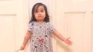 Video: Bé gái hát 'Bài ca không quên' gây sốt cộng đồng mạng