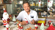 Video: Ngắm bộ sưu tập ông già Noel làm từ vỏ trứng của thầy giáo 71 tuổi ở Gò Vấp
