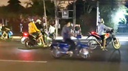 Video: Cảnh sát phục kích, bắt nhóm ‘quái xế’ trên quốc lộ 1