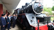 Video: Thủ tướng Phạm Minh Chính thăm ga Đà Lạt, ‘đây là tuyến đường sắt răng cưa dài và độc đáo’