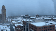 Video: Cận cảnh cơn bão tuyết lịch sử khiến nhiều tuyến đường tắc nghẽn