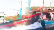 Video:  Khoảnh khắc tàu cá bị đâm chìm, 6 người nhảy xuống biển ở Côn Cỏ