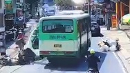Video: Trích xuất camera làm rõ vụ xe buýt va chạm với 3 xe máy, nhiều người bị thương