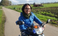 Chuyến phượt xe máy của Trần Đặng Đăng Khoa lên báo Hà Lan