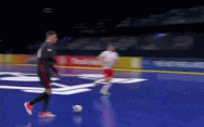 Xem cầu thủ Croatia độc diễn rồi ghi bàn thắng 'tuyệt đỉnh' ở Futsal Euro 2022