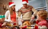 Dịch gia cầm bùng phát mạnh tại Anh, đe dọa món ăn Giáng sinh truyền thống