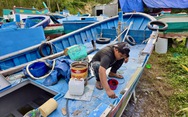Chạy đua sửa tàu sau bão số 13: Xưởng quá tải, chủ tàu thấp thỏm chờ ngày ra biển