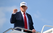 Ông Trump thông báo thuế cho 12 nước bằng thư, cảnh báo áp thuế lên tới 70% từ 1-8