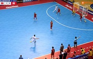 Cầu thủ Iran được HLV cho vào sân chỉ để đá phạt rồi thay ra ngoài