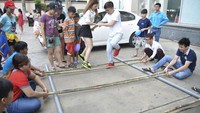 Con trẻ sống cùng chung cư nên cho chơi với nhau Con trẻ sống cùng chung cư nên cho chơi với nhau