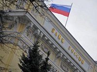 Thị trường Nga hoảng loạn vì lệnh trừng phạt mới của Mỹ