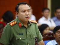 Khởi tố vụ án hình sự đổ dầu thải vào nguồn nước sông Đà