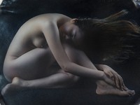 Ngắm ảnh khỏa thân trên đá của nghệ sĩ nhiếp ảnh Thái Phiên